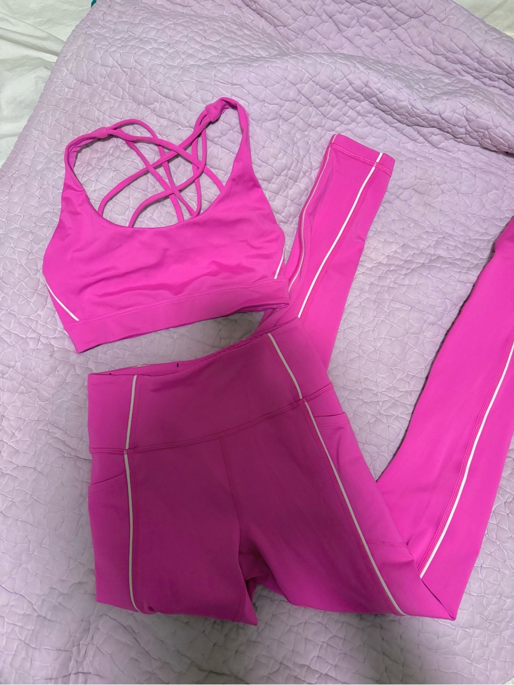 Victoria’s Secret Hot Pink Sports Bra Leggings Set XS